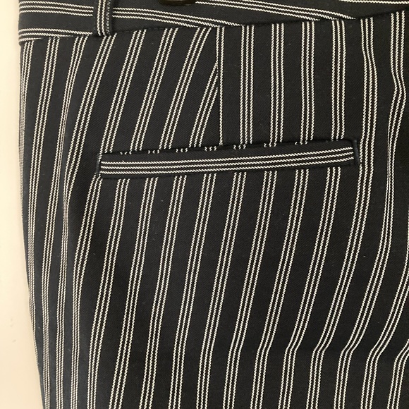 Banana Republic Stripped Pant - Picture 9 of 12